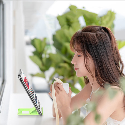 Desktop Phone Stand Holder – Adjustable Lazy Bracket for Desk & Bedside